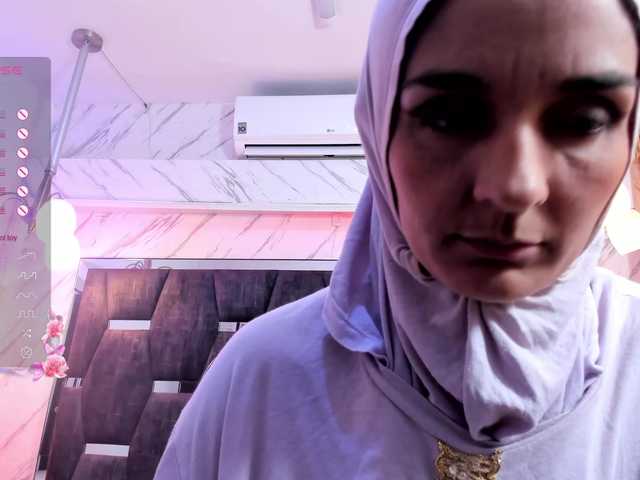 Capturi de ecran de difuzare IrisKarimm