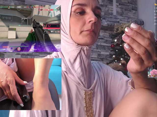 Capturi de ecran de difuzare IrisKarimm