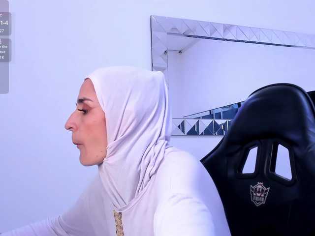 Capturi de ecran de difuzare IrisKarimm