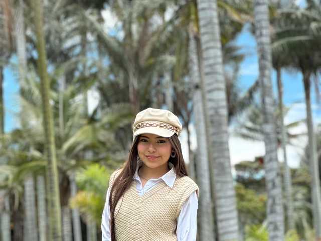 Fotografie a profilului Isabela-tay