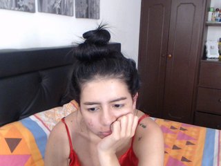 Capturi de ecran de difuzare IsabellaJ