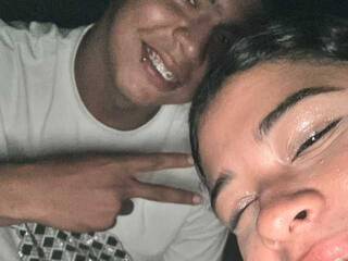 Chat video erotic IvyandMaicol