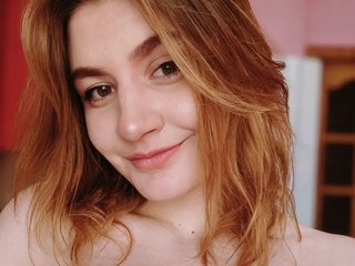 Chat video erotic BizzyBeee