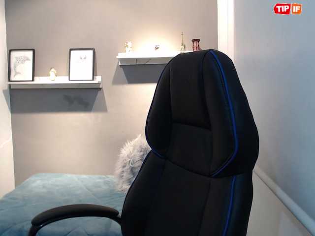Capturi de ecran de difuzare Jane-bigboobs