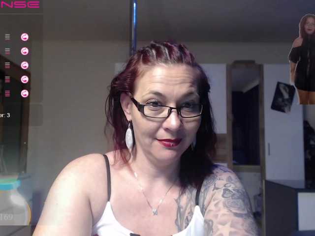 Capturi de ecran de difuzare Janine-Tirol