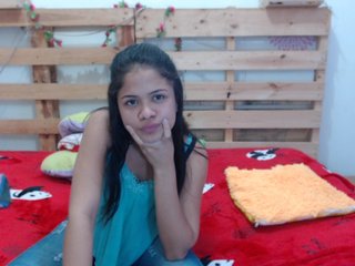 Fotografii jenifer-00 guys I'm new, come and support me ! naked goal and you show ass!