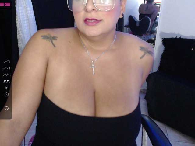 Capturi de ecran de difuzare jenn-sexy