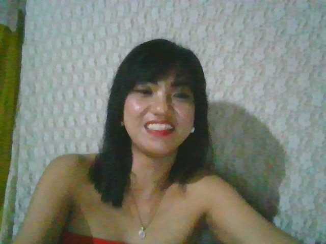 Capturi de ecran de difuzare Tina_Jade