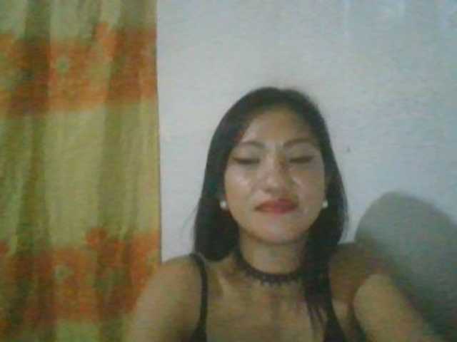 Capturi de ecran de difuzare Tina_Jade