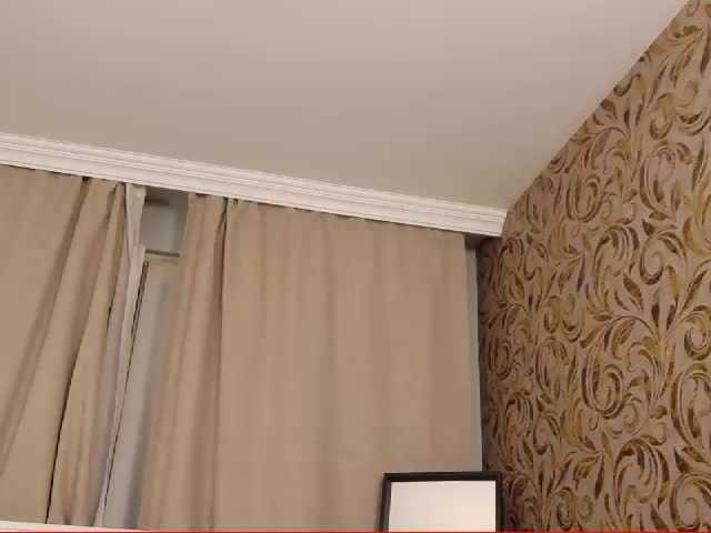 Capturi de ecran de difuzare JennaNewtons