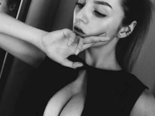 Chat video erotic jenyamixx