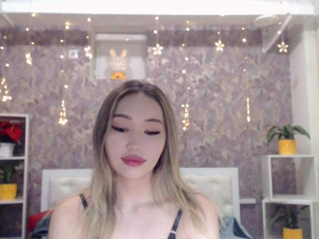 Capturi de ecran de difuzare jenycouple