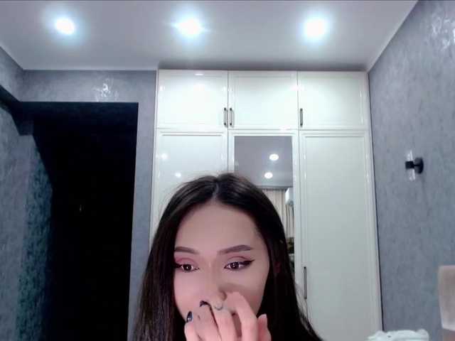 Capturi de ecran de difuzare jenycouple
