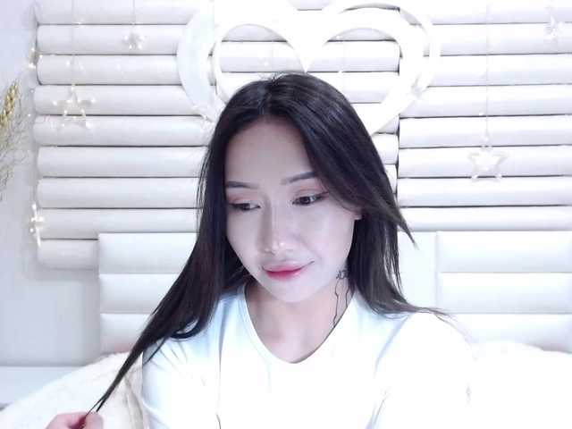 Capturi de ecran de difuzare jenycouple