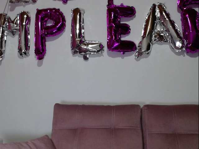 Capturi de ecran de difuzare Jessyllyn