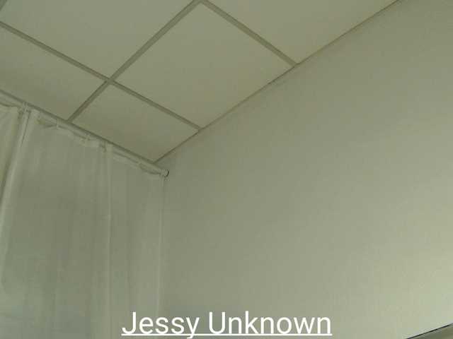 Capturi de ecran de difuzare JessyUnknown
