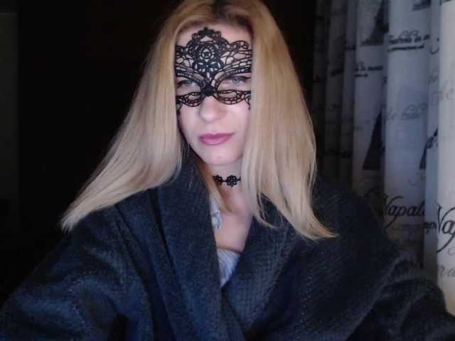 Capturi de ecran de difuzare JoanFoxy