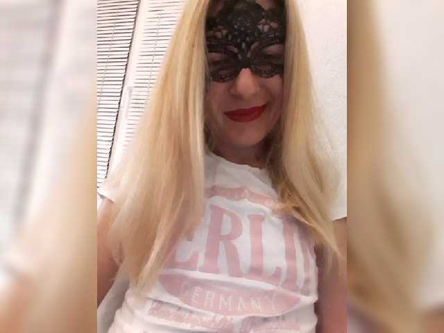 Capturi de ecran de difuzare JoanFoxy