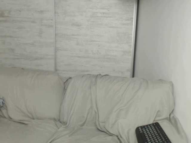 Capturi de ecran de difuzare BadKarmaah