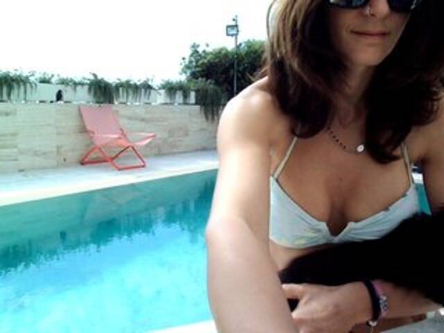 Capturi de ecran de difuzare JordanDream