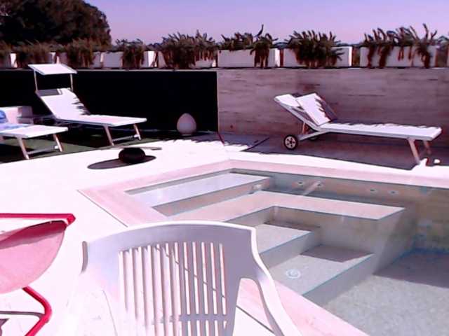 Capturi de ecran de difuzare JordanDreams