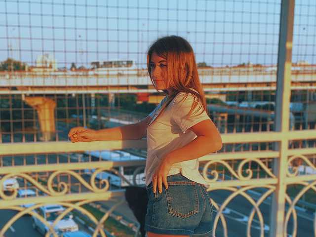 Fotografie a profilului juicy-peachh