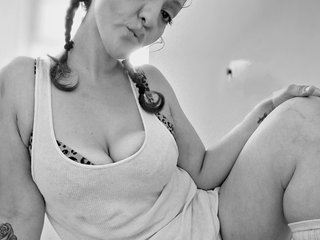 Chat video erotic Juiicy01