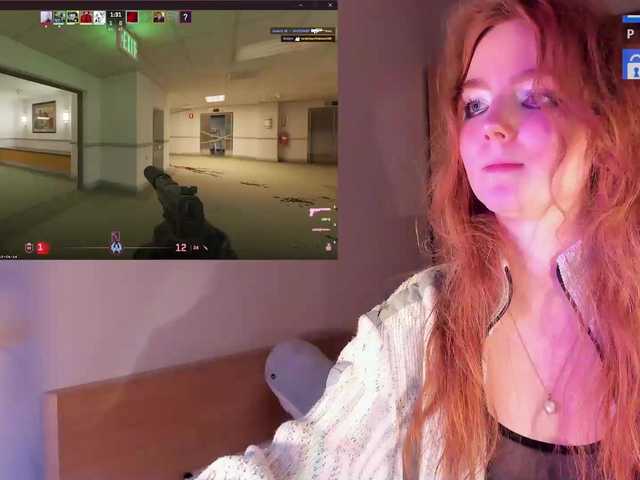 Capturi de ecran de difuzare JuliaJuly