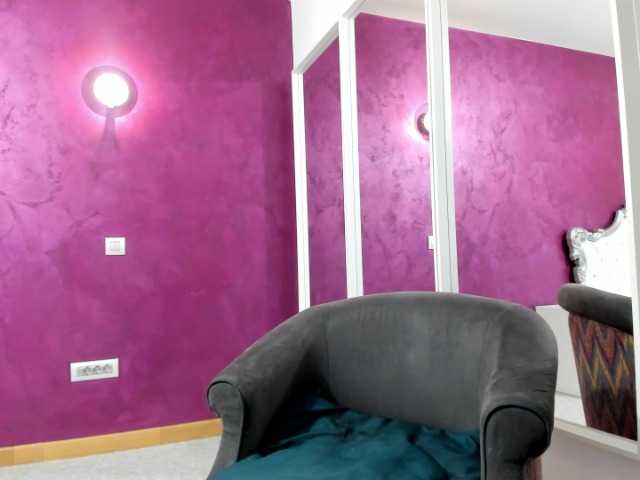 Capturi de ecran de difuzare JuliaBecker