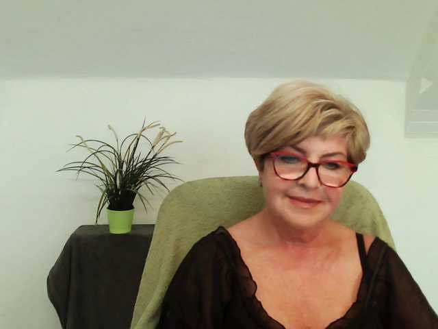 Capturi de ecran de difuzare julieamberx