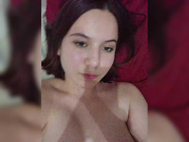 Capturi de ecran de difuzare JulieWagner