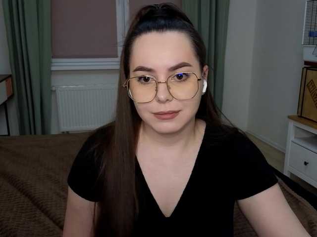 Capturi de ecran de difuzare Kaatya