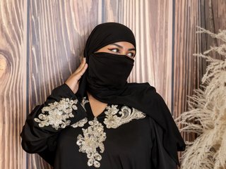 Chat video erotic Kadiraa