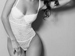 Chat video erotic kamyllaa