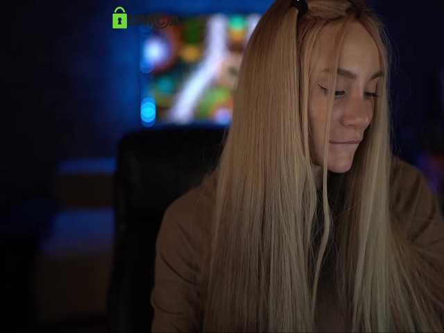 Capturi de ecran de difuzare karinka1sex