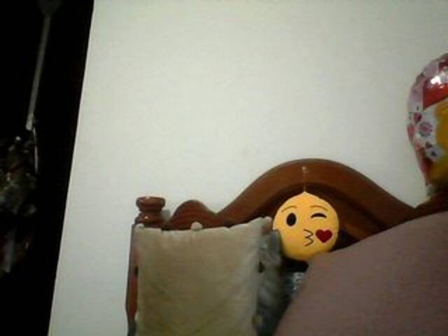 Capturi de ecran de difuzare Karla-Madox