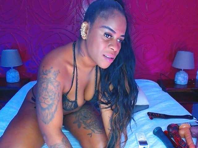 Capturi de ecran de difuzare KarlaSmith