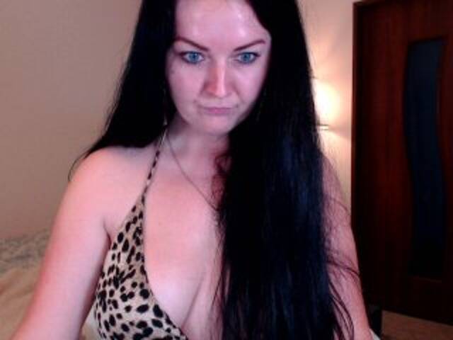 Capturi de ecran de difuzare KaroliJoy