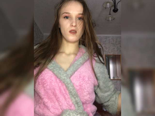 Capturi de ecran de difuzare Karolina384