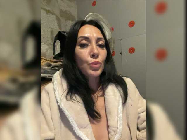 Fotografii Karolina_Milf ❤️ Hi,Guys ! ❤️ SHOW WITH DILDO ❤️ @remain ❤️ LOVENS WORKS from 2 tok FAVORITE VIBRATION 27 tok Random 22 Wave 55 Pulse 222 Fireworks 333 Earthquake 555 THE HIGH. VIBRATION from 666 ! Cam2Cam in private! Before the private 50 tok in the chat