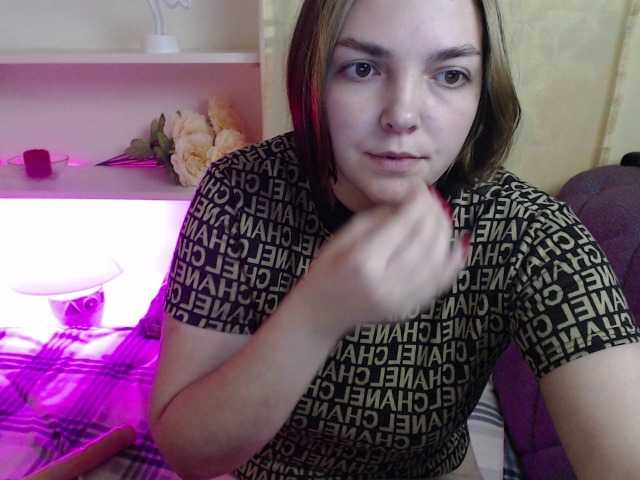 Capturi de ecran de difuzare karrymils