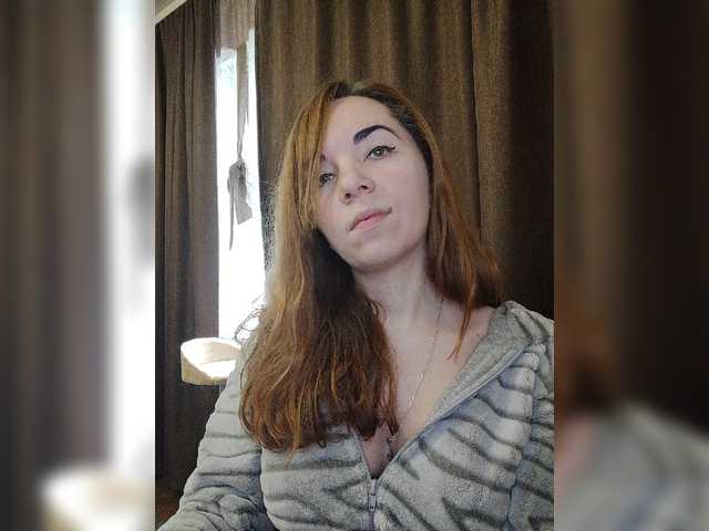 Capturi de ecran de difuzare KassandraMiss