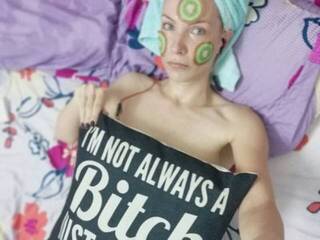 Chat video erotic KatarinaJ