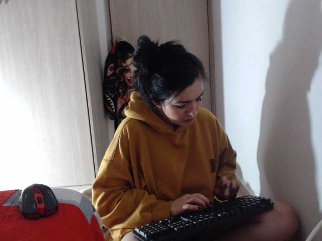 Capturi de ecran de difuzare katherinepie