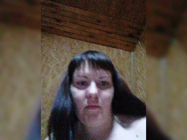 Capturi de ecran de difuzare KatieMacAlist