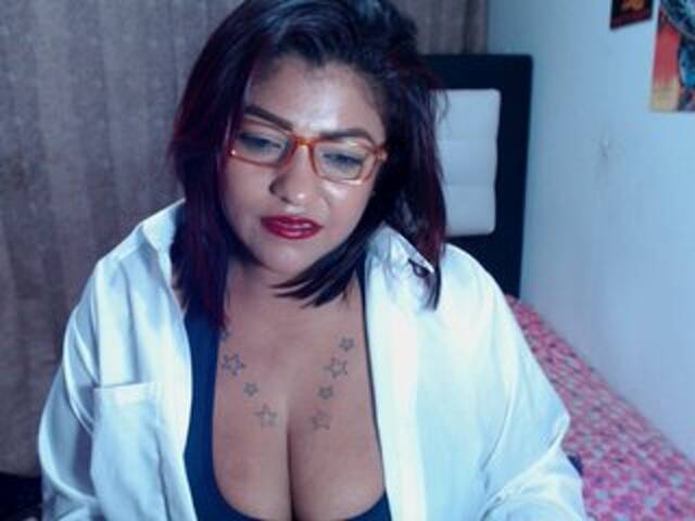 Capturi de ecran de difuzare KATIUSKA29