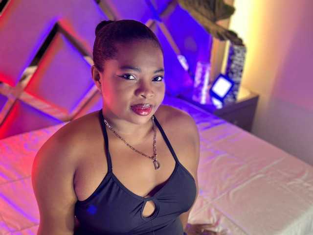 Fotografie a profilului KattyBrown