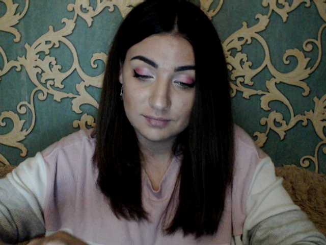 Capturi de ecran de difuzare KattyCandy