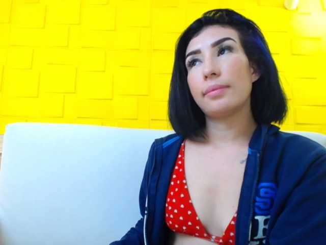 Capturi de ecran de difuzare KattyRuiz