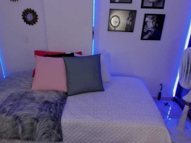 Capturi de ecran de difuzare kattysambrano